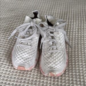 Women’s NOBULL sneakers